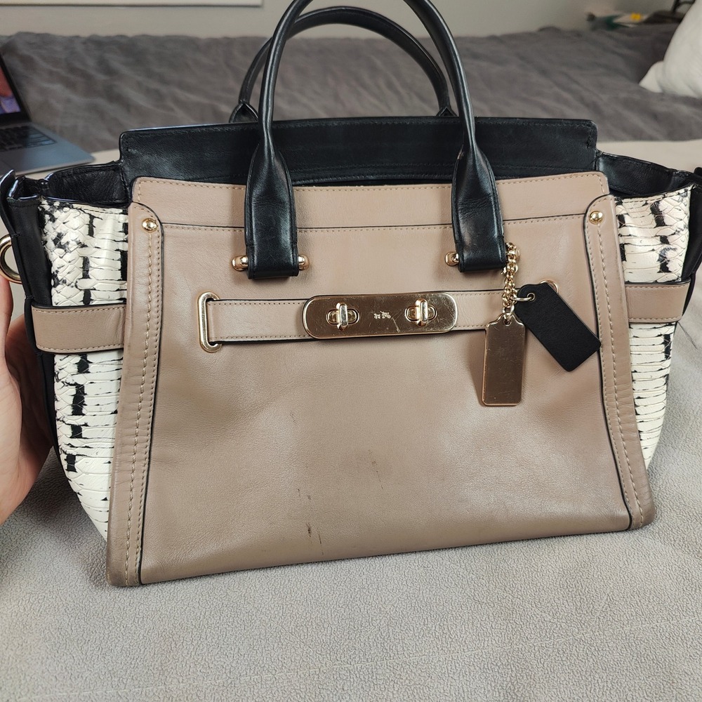 Coach Swagger 27 Satchel Handbag Beige Black Leather Snake Embossed Shoulder Bag - Picture 3 of 13